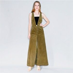 Free People Olive Green Adjustable Corduroy Jumpsuit Overalls size Large